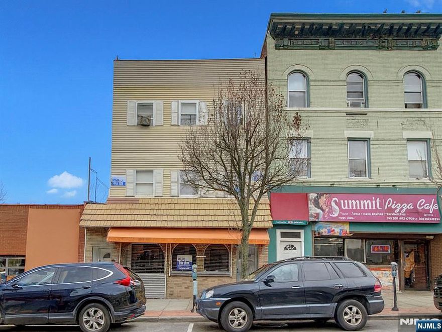 Excellent investment opportunity on Summit Ave in Union City featuring 3 apartments plus ground-level commercial space. Prime location just 5 miles from Manhattan, one bus stop to Port Authority, and minutes to the PATH train. High-demand rental area with exceptional transit access, strong income potential, and long-term appreciation. Ideal for investors seeking a mixed-use asset in the heart of Hudson County.