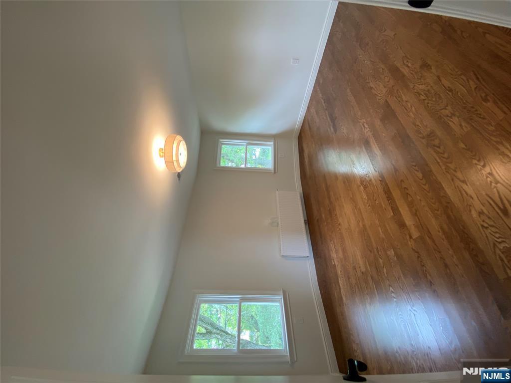 Hasbrouck Heights, New Jersey 07604, United States, 3 Bedrooms Bedrooms, ,5 BathroomsBathrooms,Residential,Active,161479