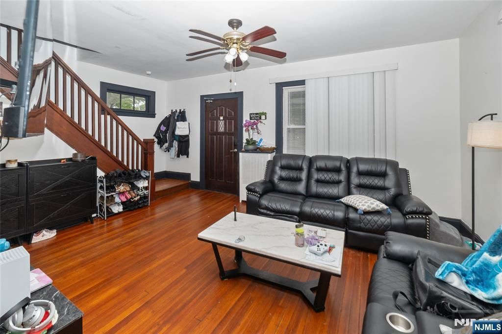 Photo of 70 Paulison Avenue, Ridgefield Park, NJ 07660 (MLS # 26017741)
