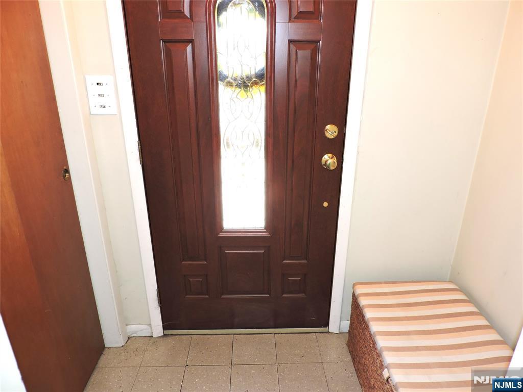 15 Main Avenue