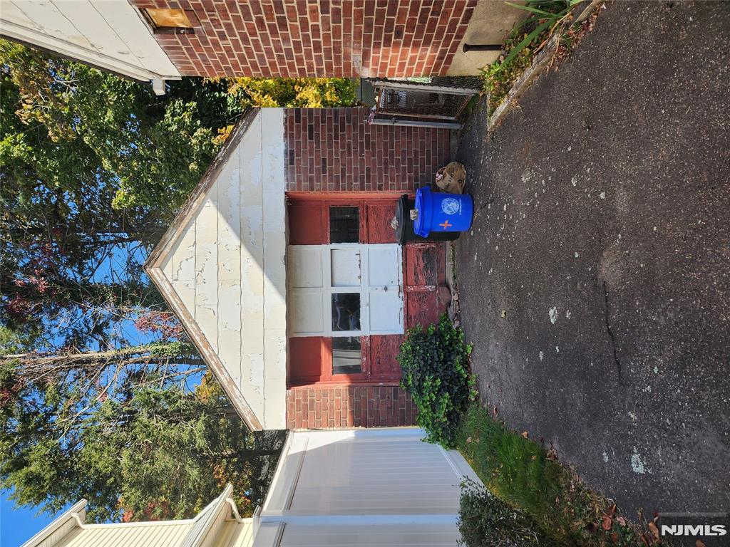 133 Shepard Avenue