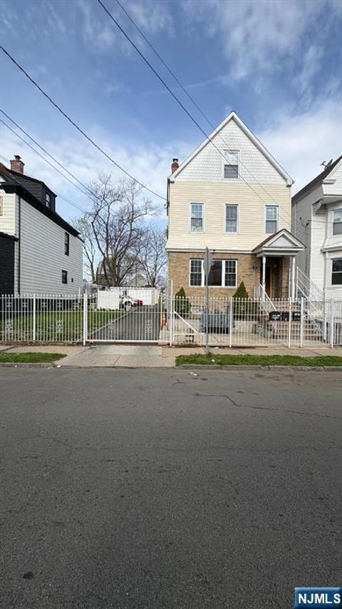 87-89 Ellis Avenue Irvington NJ 07111