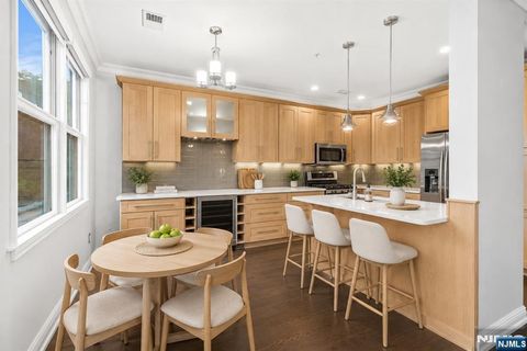 Photo of 338 Oswego Court, West New York, NJ 07093 (MLS # 26023693)