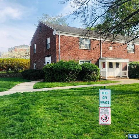 Photo of 451 Heath Pl #2, Hackensack, NJ 07601 (MLS # 26012529)