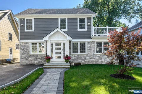 Photo of 280 Van Nostrand Avenue, Englewood, NJ 07631 (MLS # 26033906)
