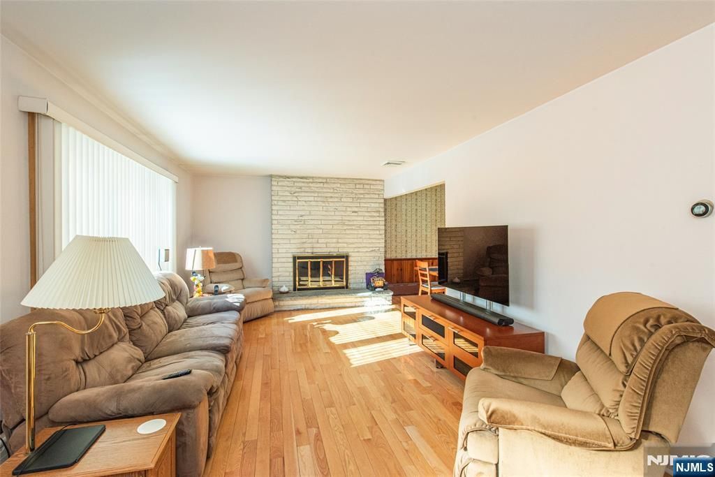 Photo of 63 Chestnut Drive, Wayne, NJ 07470 (MLS # 26007882)