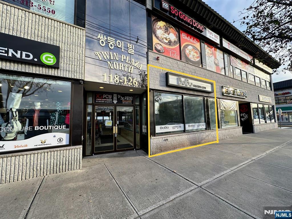 118-126 Broad Avenue N2-B