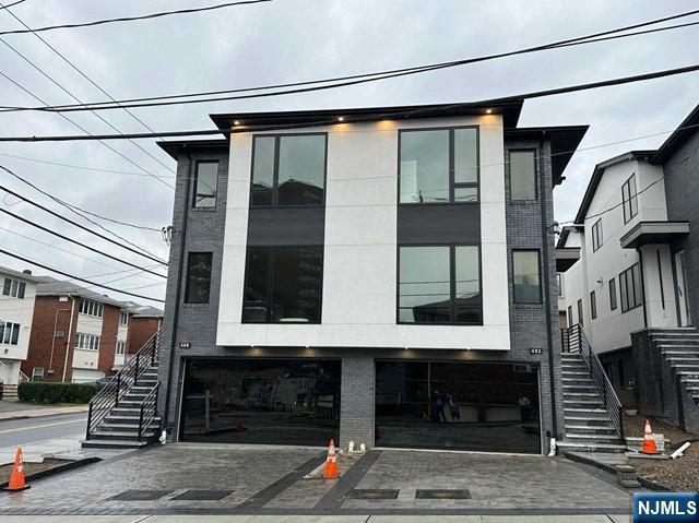 Rental Property at 484 Jane St, Fort Lee, New Jersey - Bedrooms: 3 
Bathrooms: 3.5 
Rooms: 7  - $7,500 MO.