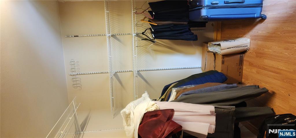 4 Whitman Court 1204