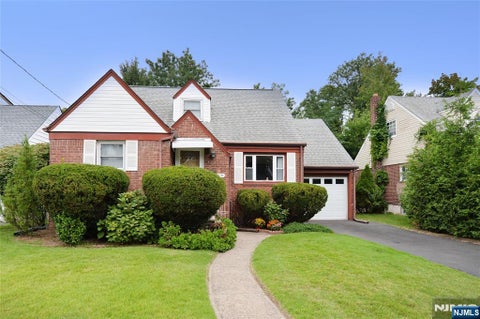 Photo of 3939 Brookside Avenue, Fair Lawn, NJ 07410 (MLS # 26033521)