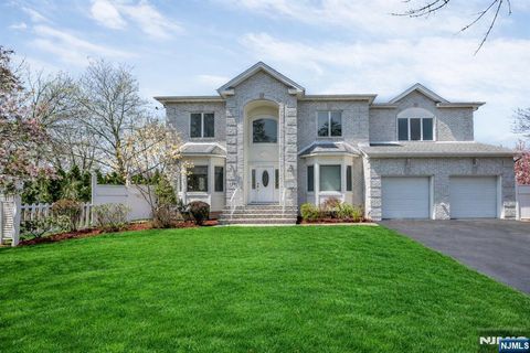 177 Lawson Place Paramus NJ 07652