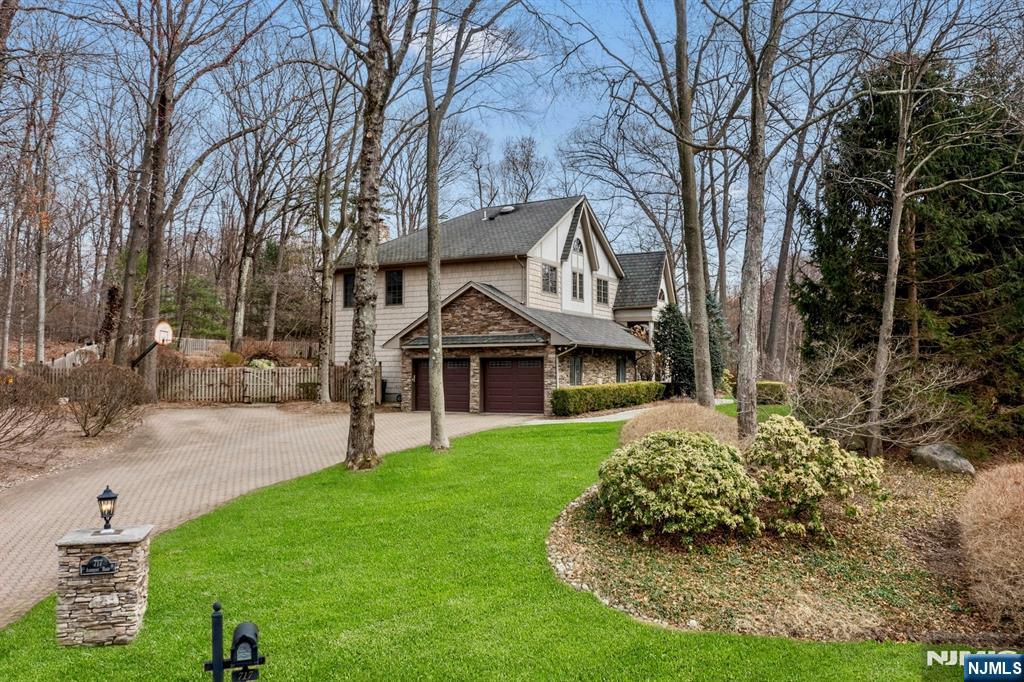 717 Ashmont Road
