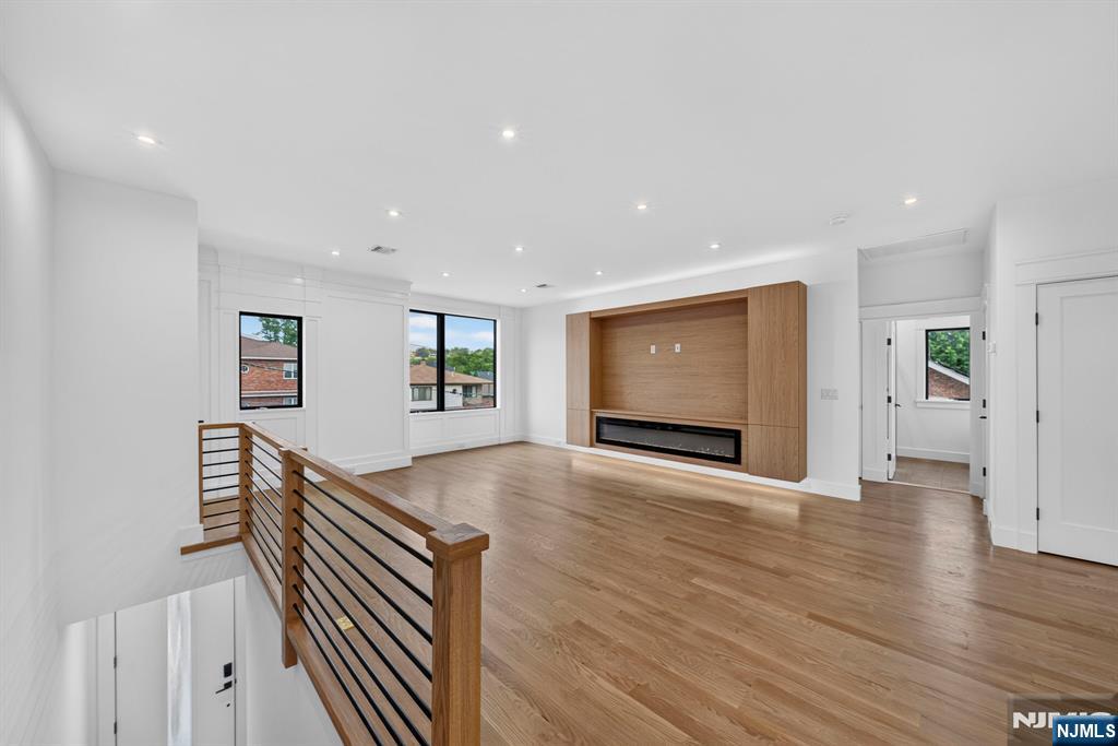 122 Edsall Avenue