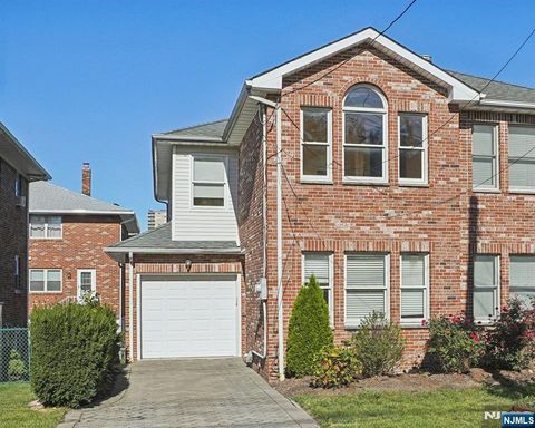 1561 Anderson Avenue Fort Lee NJ 07024