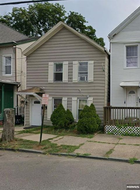Photo of 8 Kossuth Street, Haledon, NJ 07508 (MLS # 26018354)