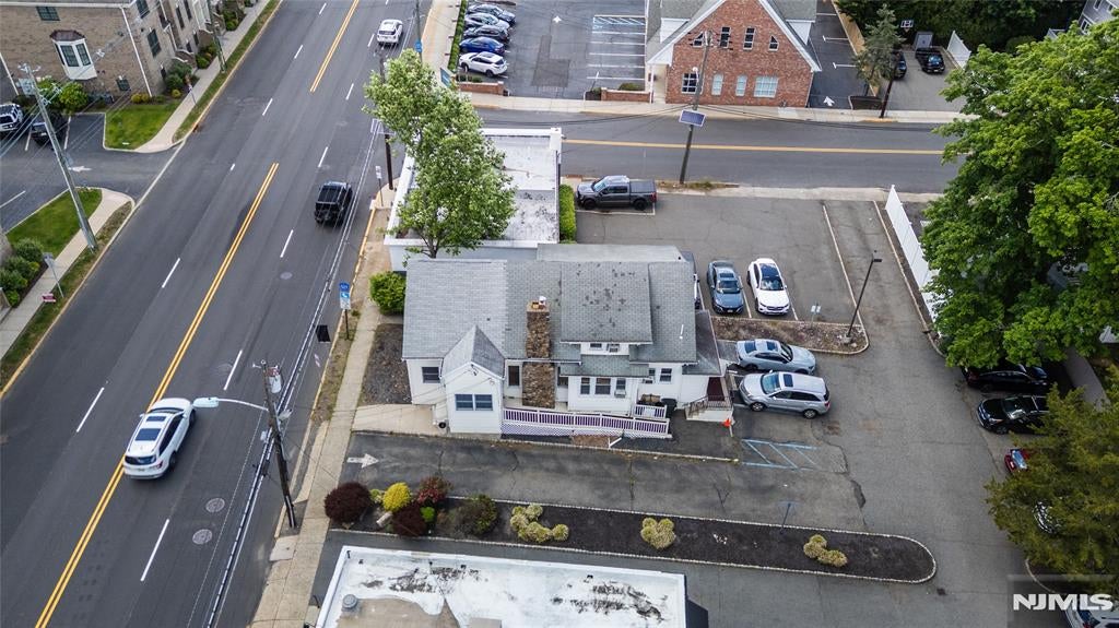 45 Bloomfield Avenue