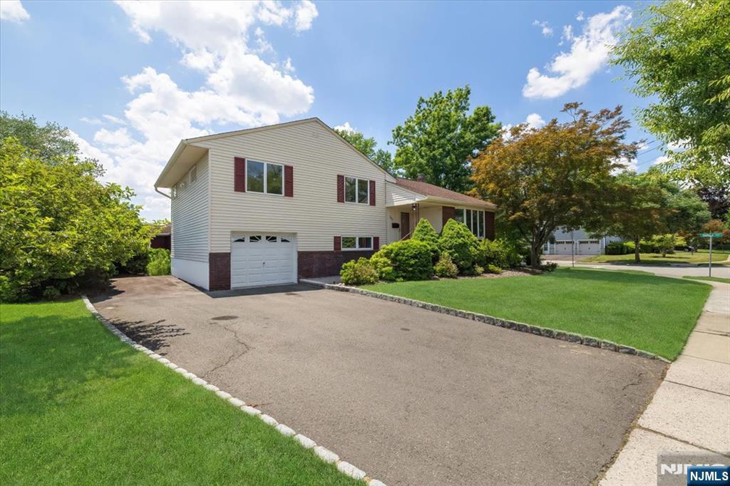 753 Village Road