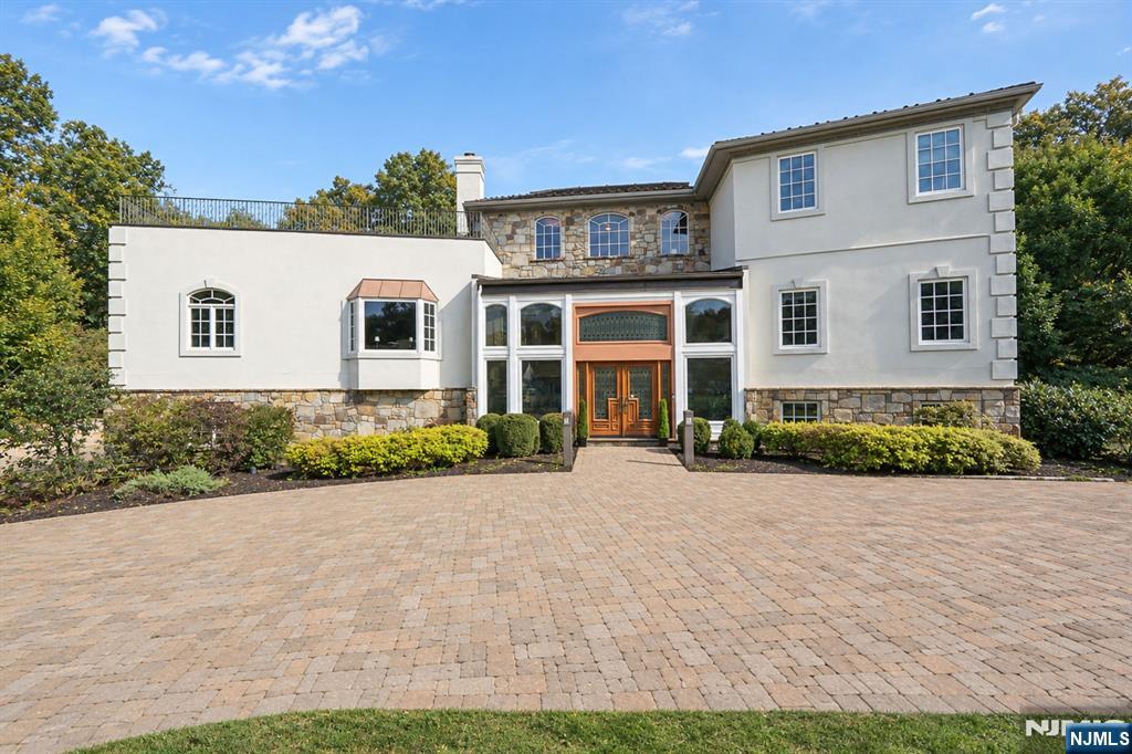 4 High Mountain Drive