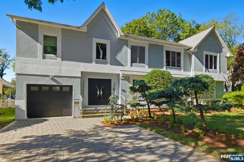 827 Alden Road