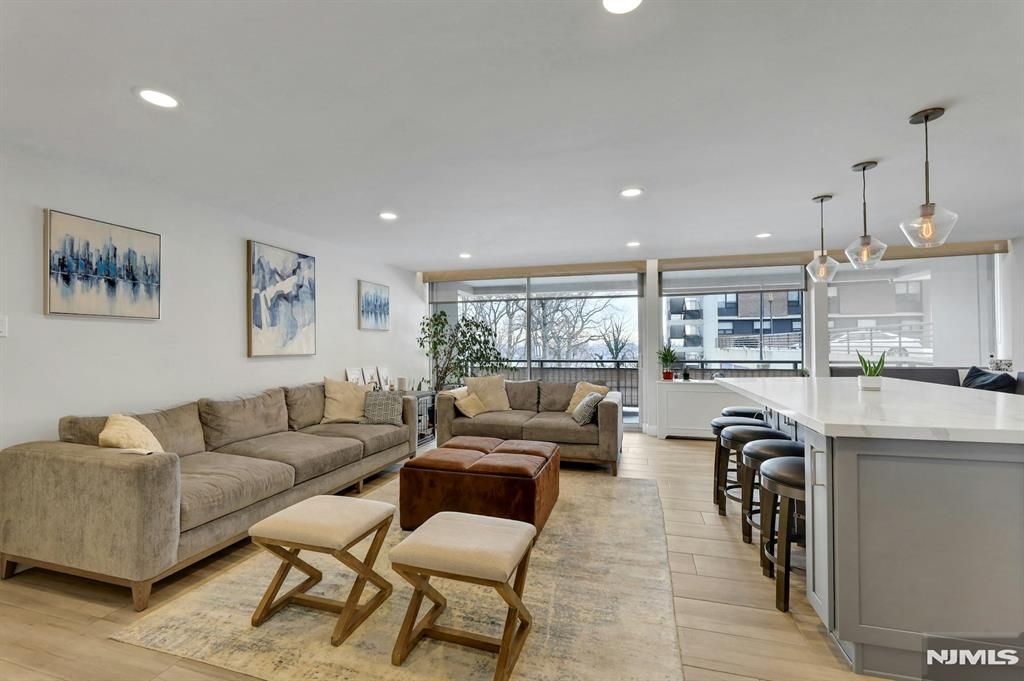 Photo of 2 Horizon Road #G-1, Fort Lee, NJ 07024 (MLS # 26003128)