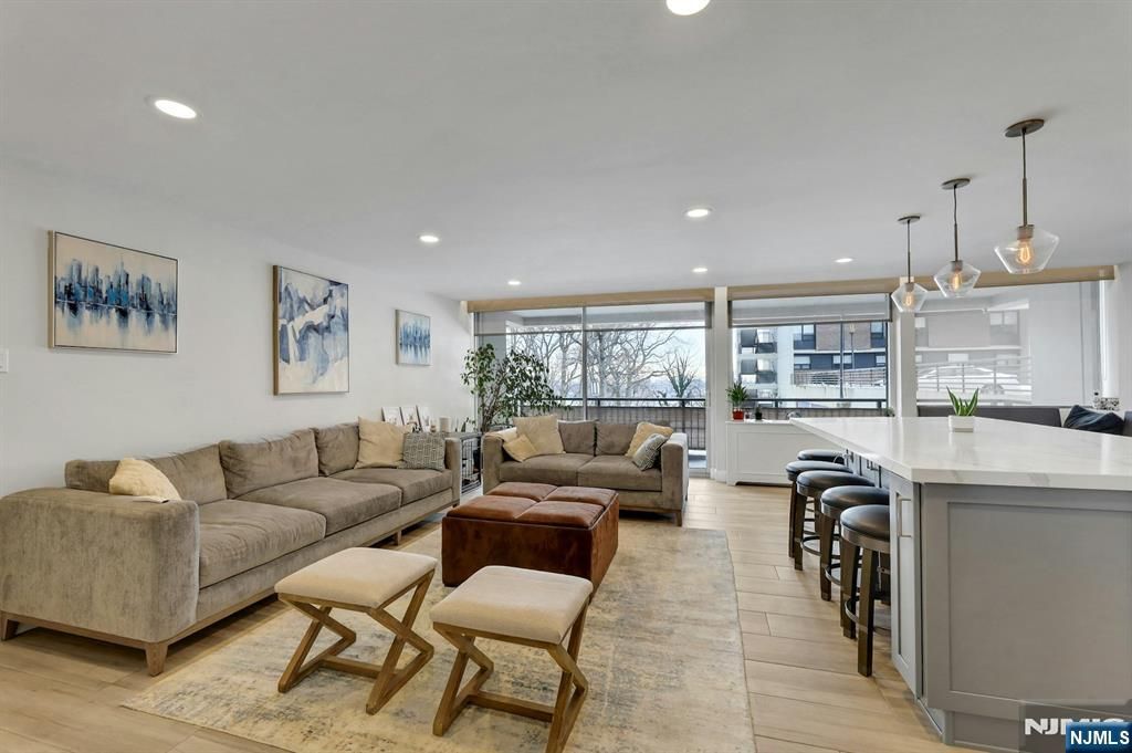 Photo of 2 Horizon Road #G-1, Fort Lee, NJ 07024 (MLS # 26003128)