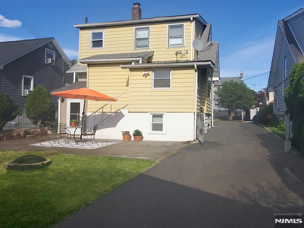 33 Garden Avenue