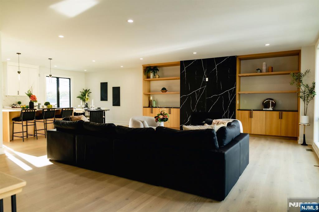 401 A Grand Avenue A