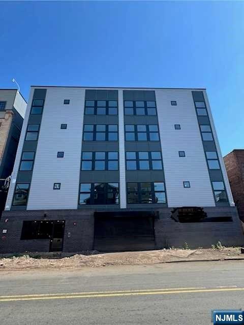 166170 Emmet Street, Newark, New Jersey -  - 