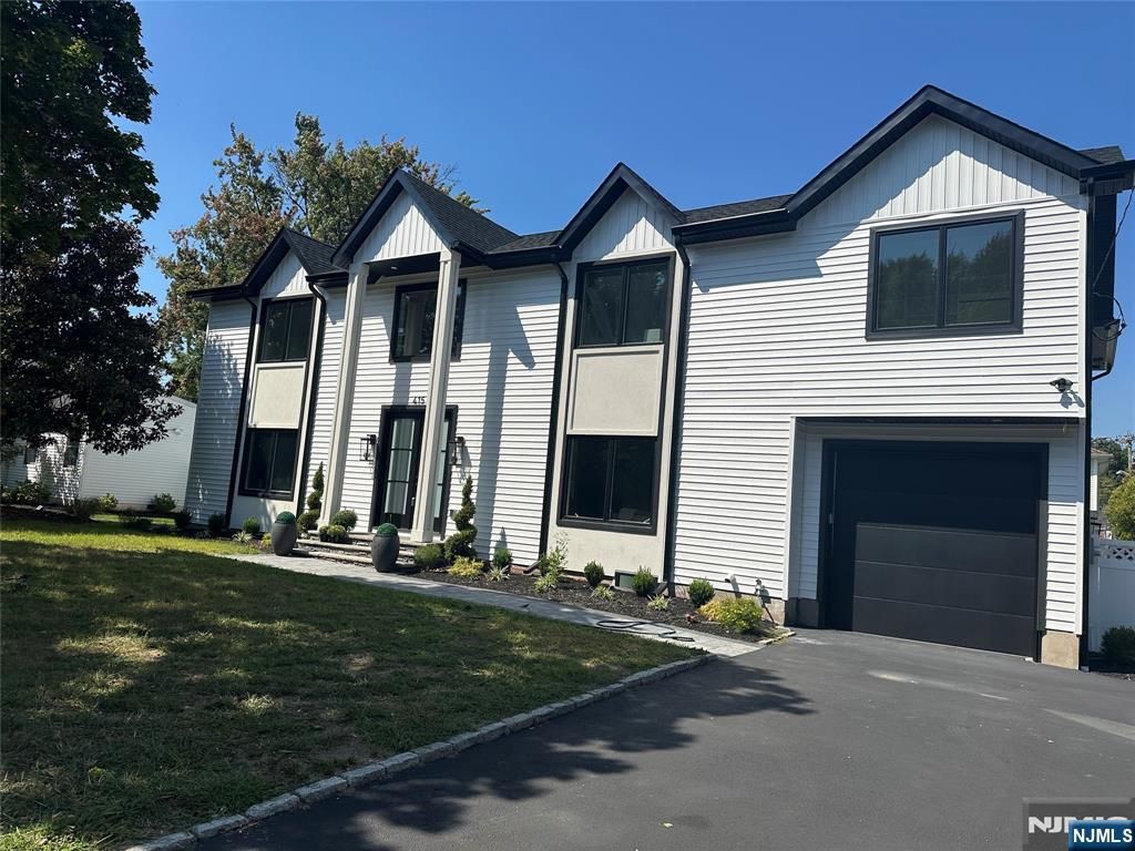Photo of 415 Bailey Road, Paramus, NJ 07652 (MLS # 25031323)