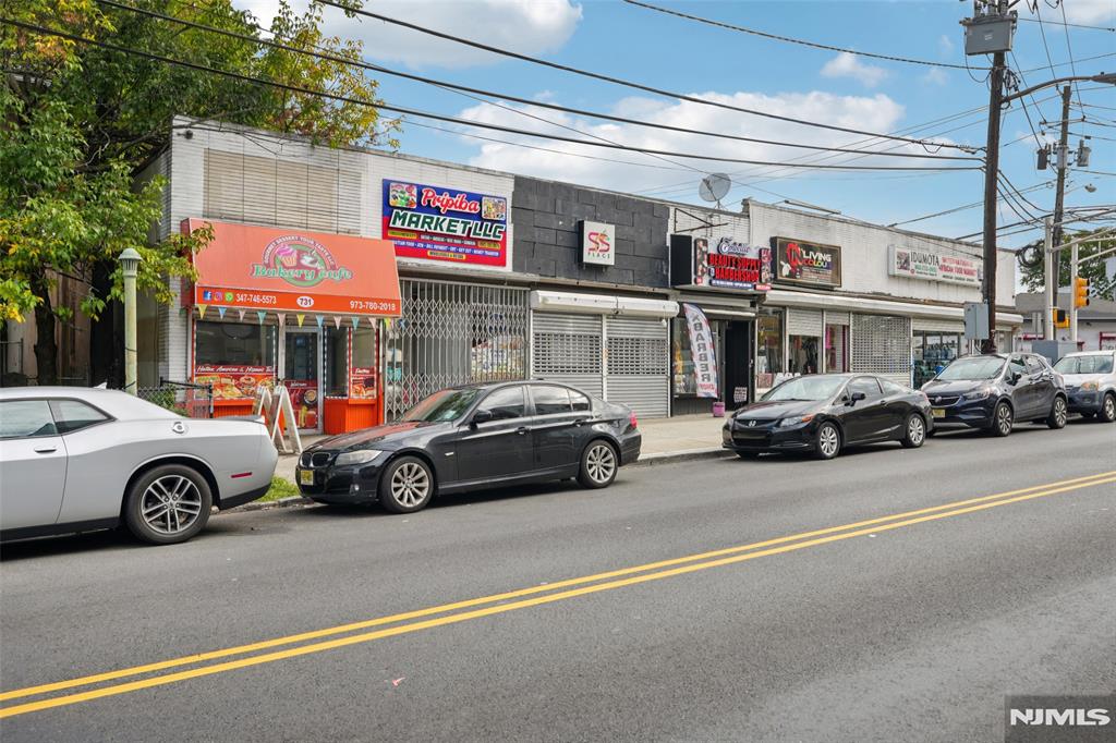 721-731 Chancellor Avenue ST1-6