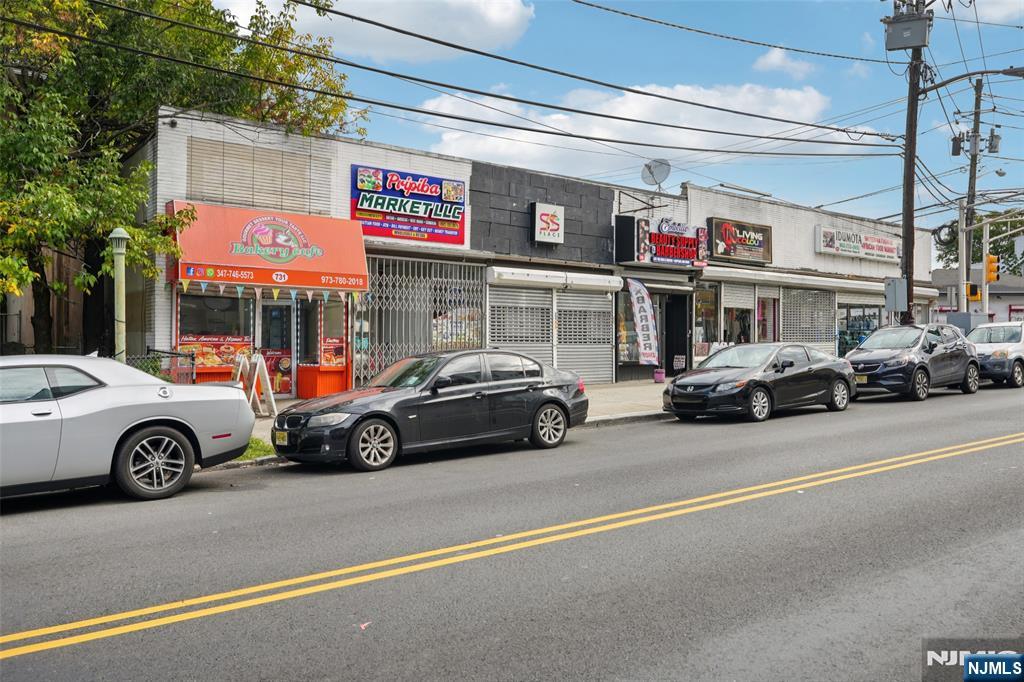 721-731 Chancellor Avenue ST1-6