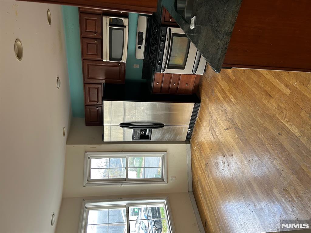 66 Terhune Avenue 14