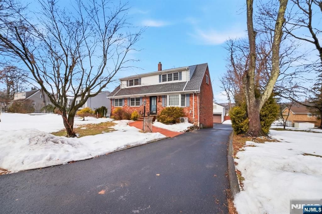 Photo of 36 Page Drive, Oakland, NJ 07436 (MLS # 26002657)