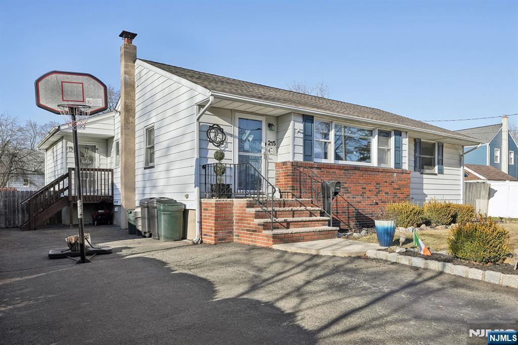215 Beech Avenue