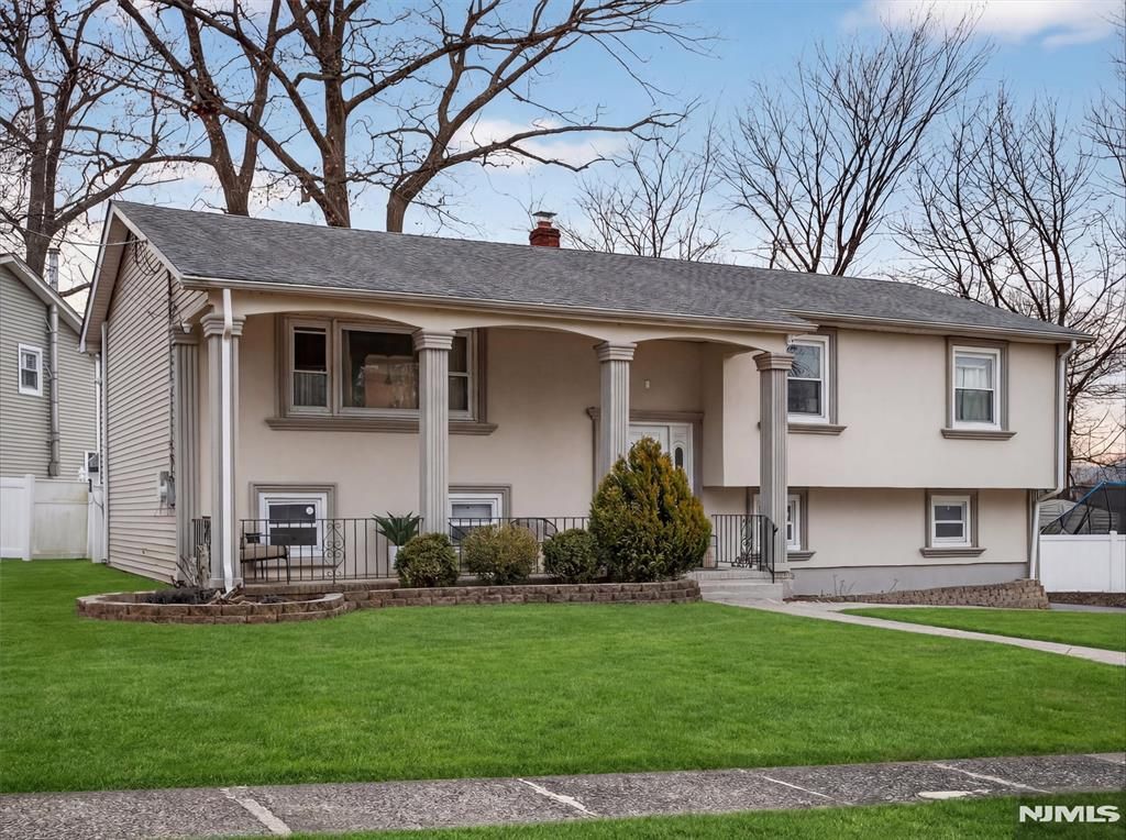 Photo of 66 Lockwood Place, Clifton, NJ 07012 (MLS # 26002887)