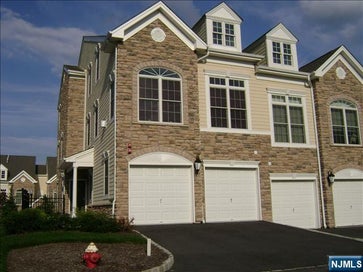 8 A Sweeney Court Montvale NJ 07645