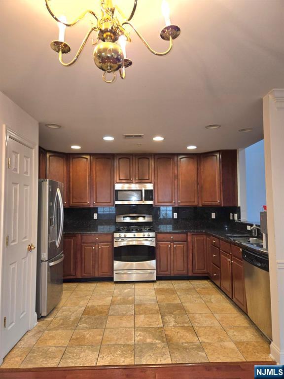 8 A Sweeney Court