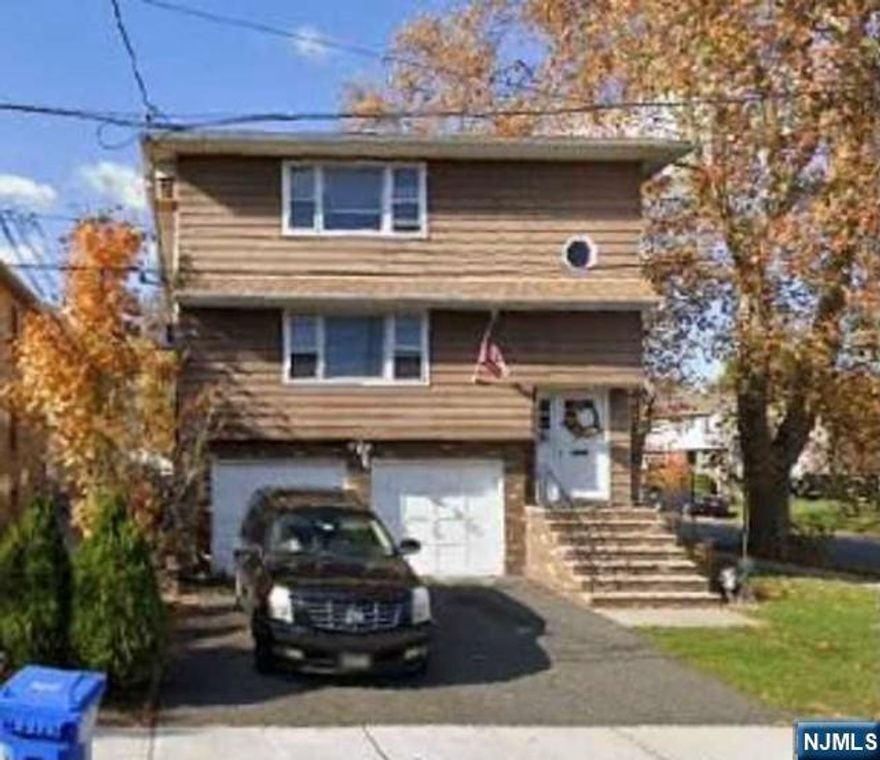 First floor unit 3 Bed 2 Bath at very convenient location for NY commuters. House will be freshly painted and wood floor is polished in entire house. Kitchen floor is new. All bed room has double door closet and master bed has bathroom and walk in closet. Installed celling lights. One car garage and one parking spot,Use of yard shared, Lawn will be taken care by landlord and snow will be tenant responsibilities.