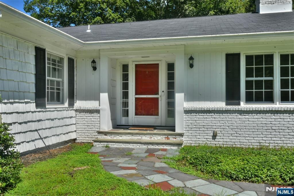 47 Twin Brooks Road