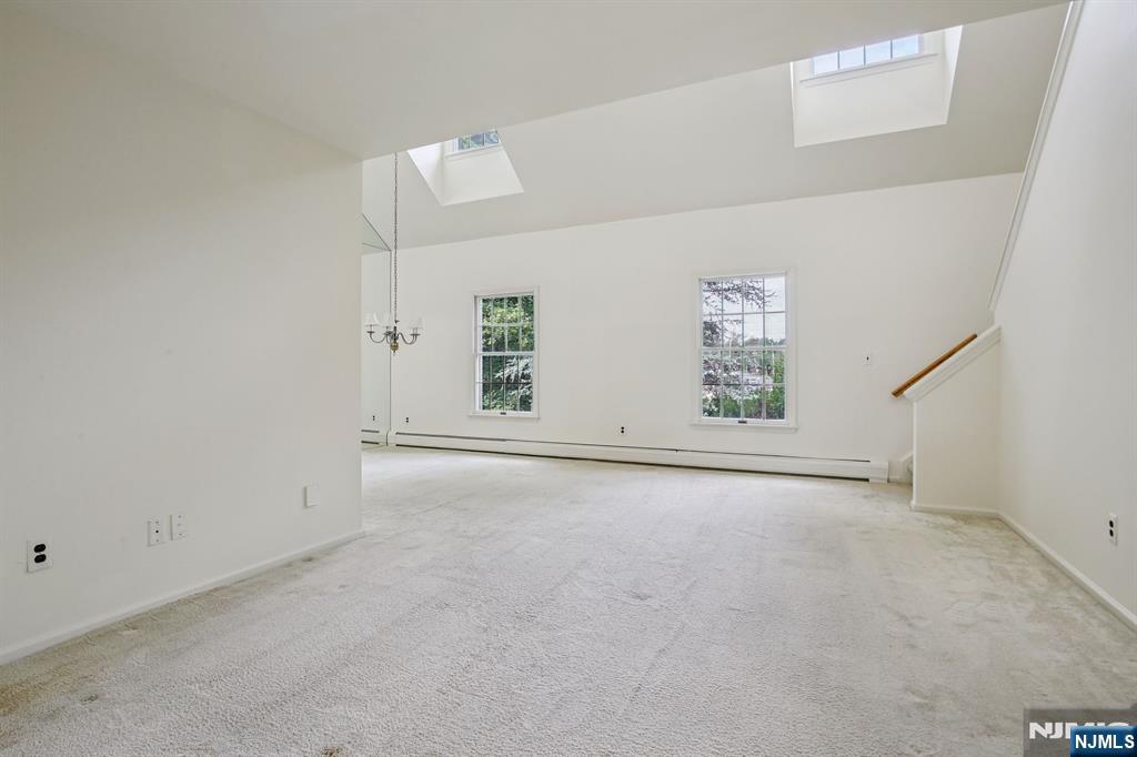 105B S Maple Avenue