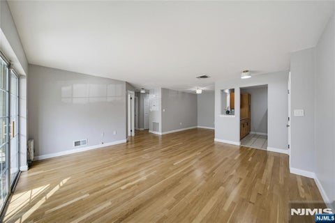 Photo of 400 Crown Court #581, Edgewater, NJ 07020 (MLS # 26036153)
