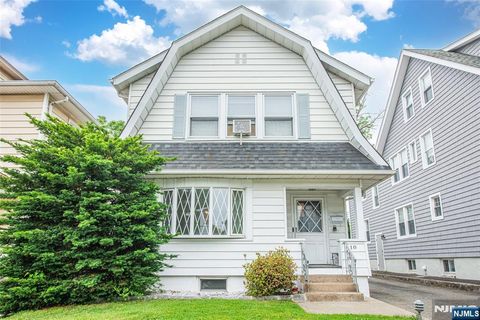 Photo of 10 Walnut Pkwy, Montclair, NJ 07042 (MLS # 26019504)