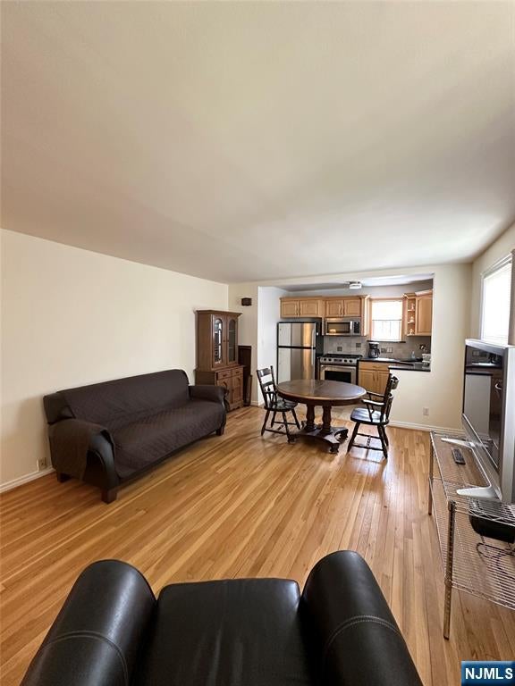32b Elmwood Court B
