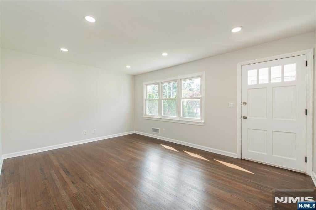 12-15 Scribner Road