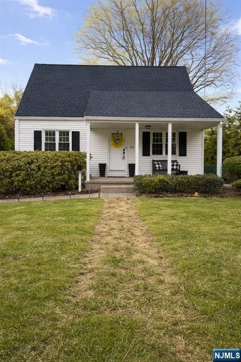 374 Kingston Street Wyckoff NJ 07481