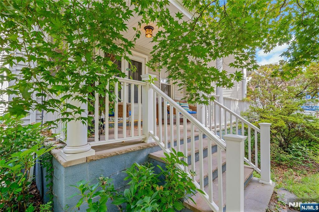 42 Donaldson Avenue