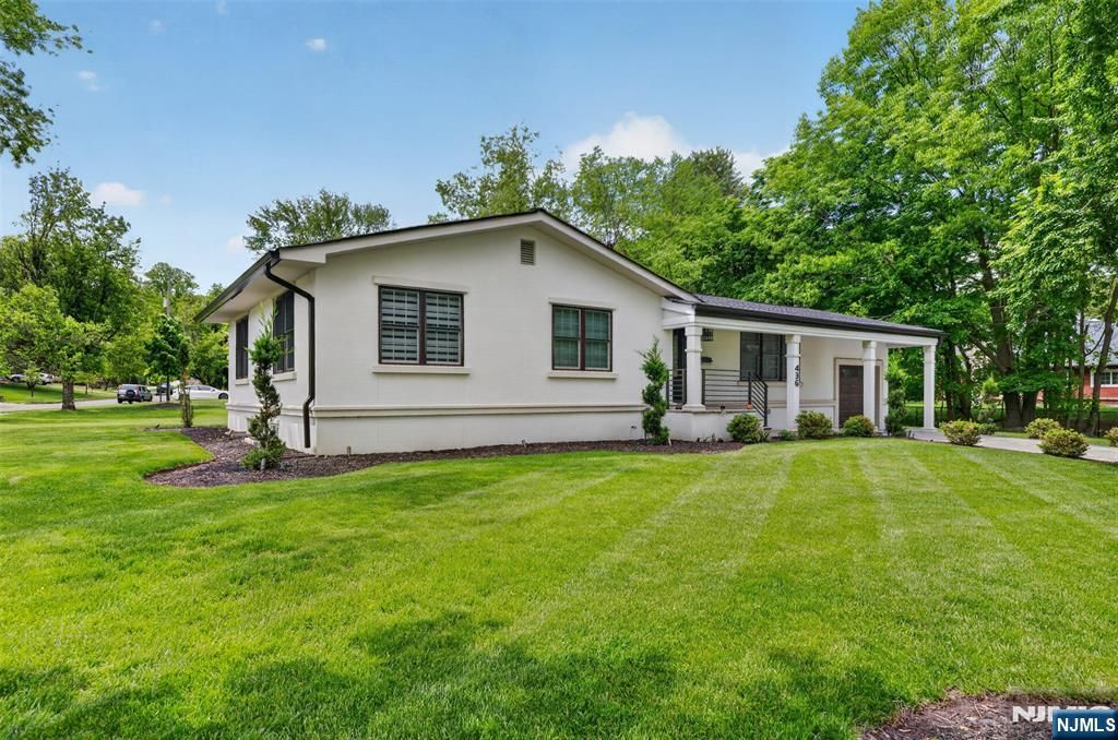 Photo of 436 Ruckman Road, Closter, NJ 07624 (MLS # 26017969)