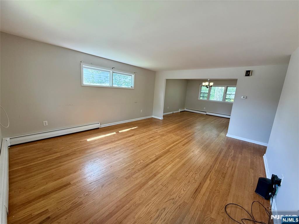 88 Lakewood Terrace 1