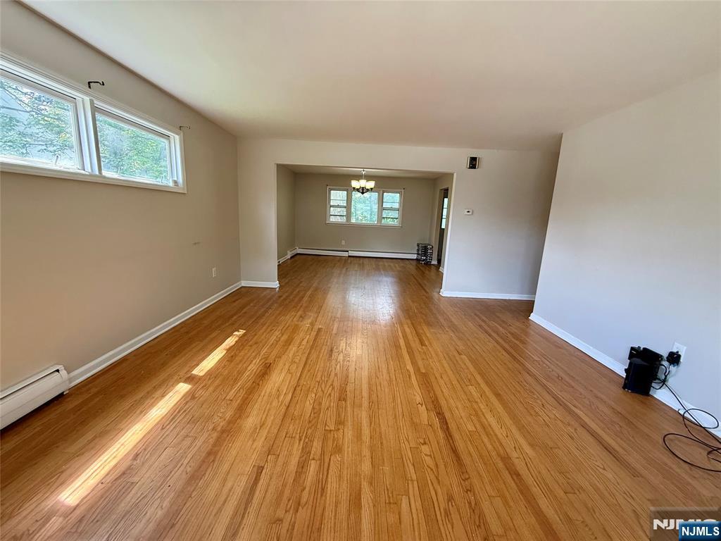 88 Lakewood Terrace 1