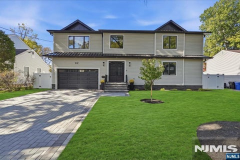 Photo of 82 Benton Road, Paramus, NJ 07652 (MLS # 26040131)